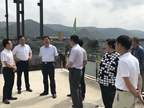 市人大常委會(huì)黨組副書(shū)記、副主任樊文浩一行調(diào)研泓源公司項(xiàng)目建設(shè)情況(圖2)